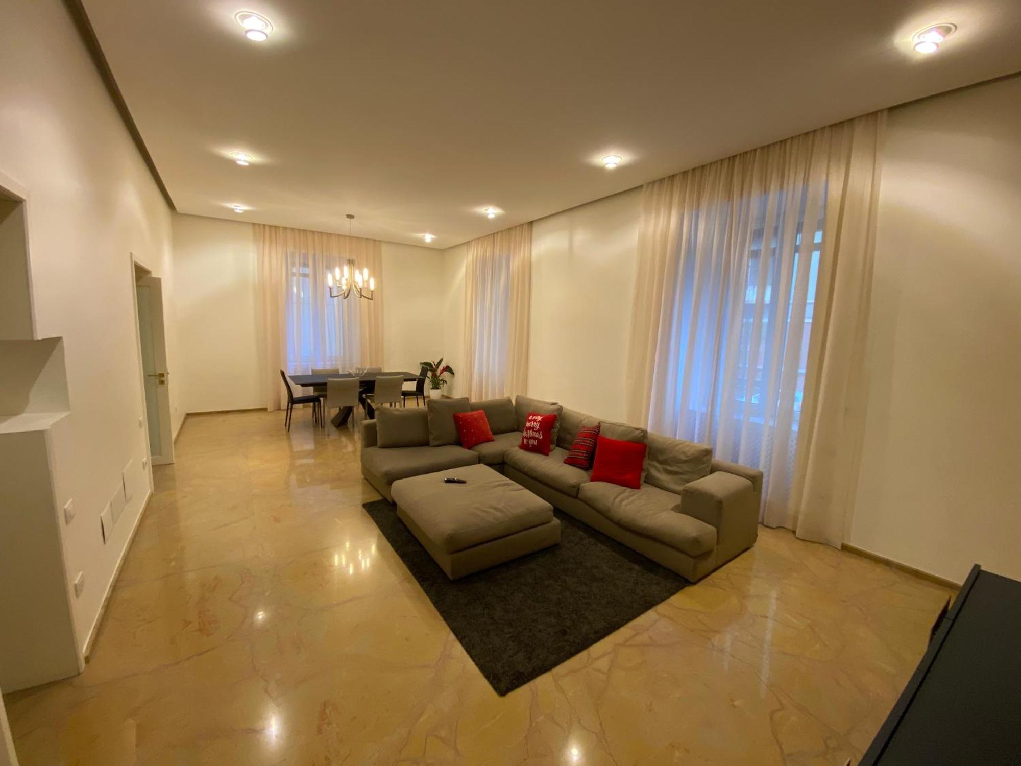 ナポリLuxury House With Parkingアパートメント エクステリア 写真